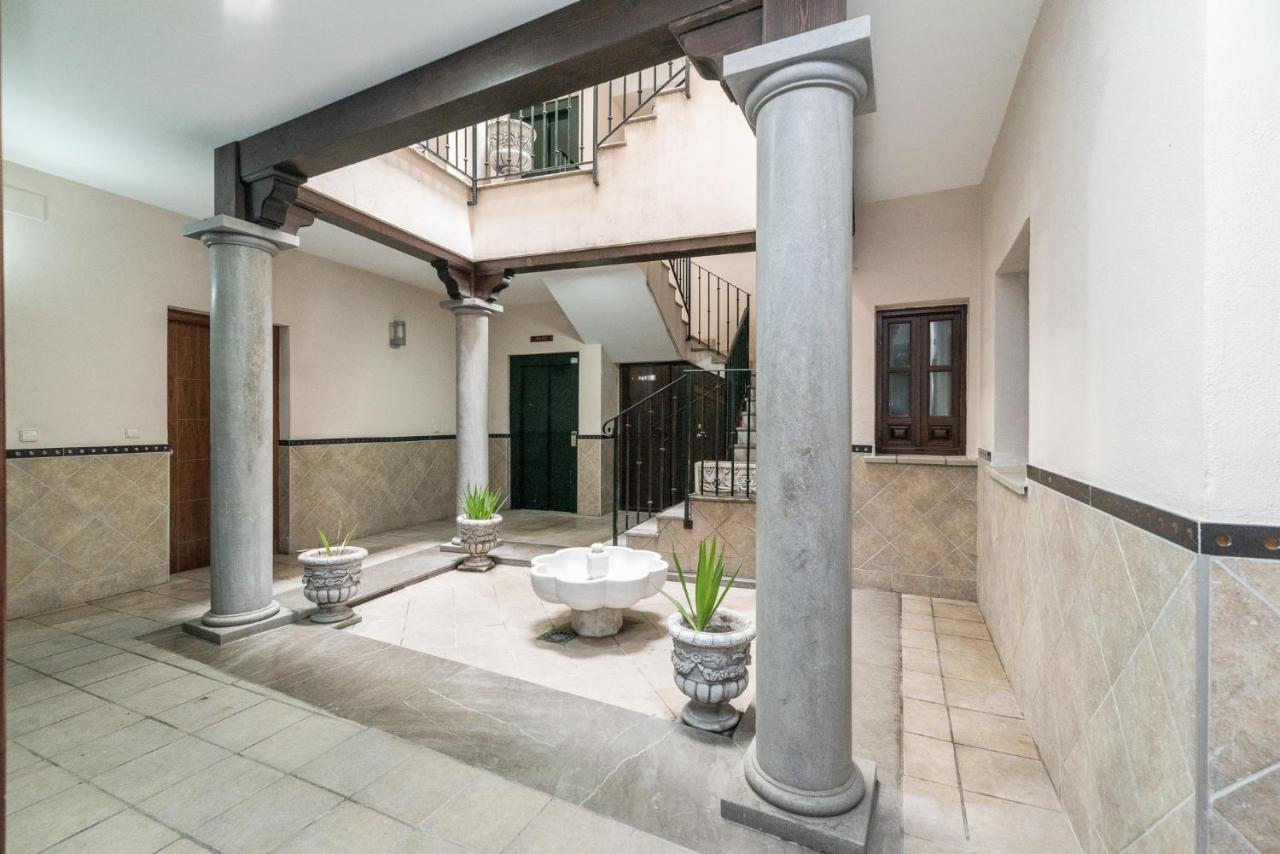 Modern Cozy Flat In Granada'S City Centre 1 ภายนอก รูปภาพ