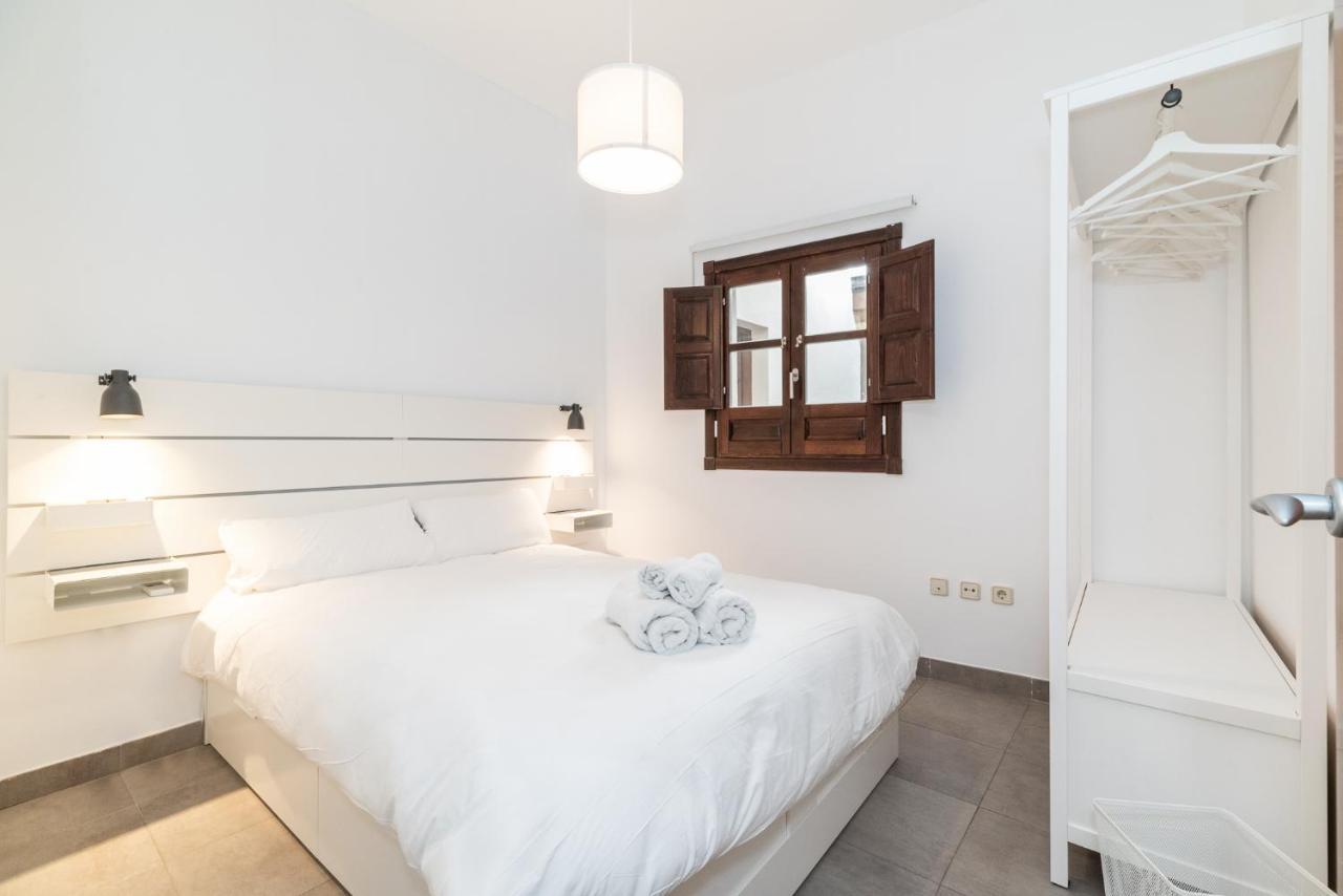 Modern Cozy Flat In Granada'S City Centre 1 ภายนอก รูปภาพ