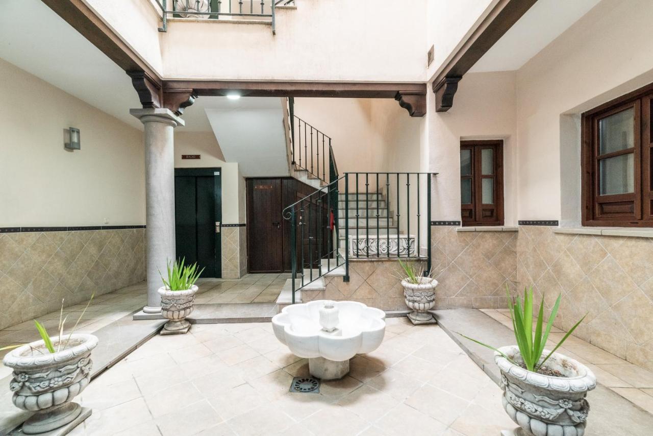 Modern Cozy Flat In Granada'S City Centre 1 ภายนอก รูปภาพ